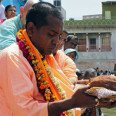 Leading by Example Acharyadev-RadhaKund_thumb_120405